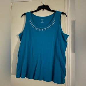 Women’s turquoise tank top in excellent used condition